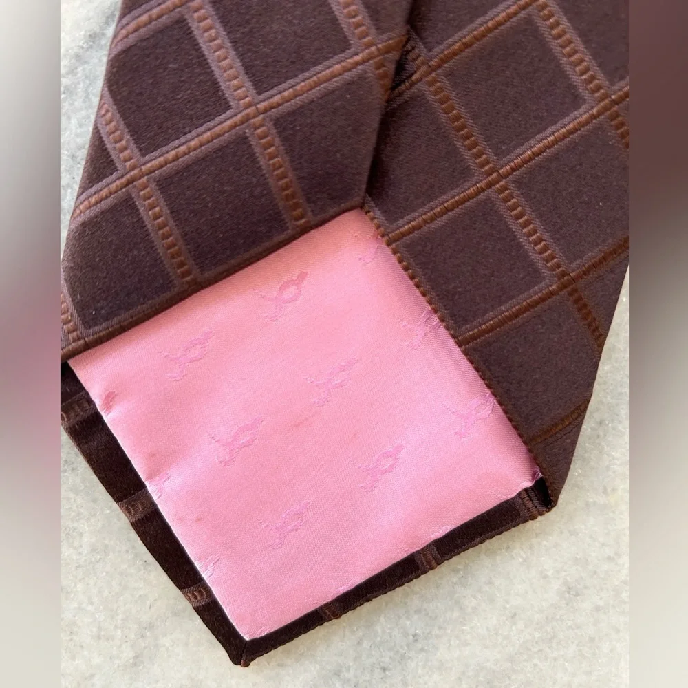 Knots for Hope Susan G. Komen For The Cure Breast Cancer Aware 100% Silk Necktie